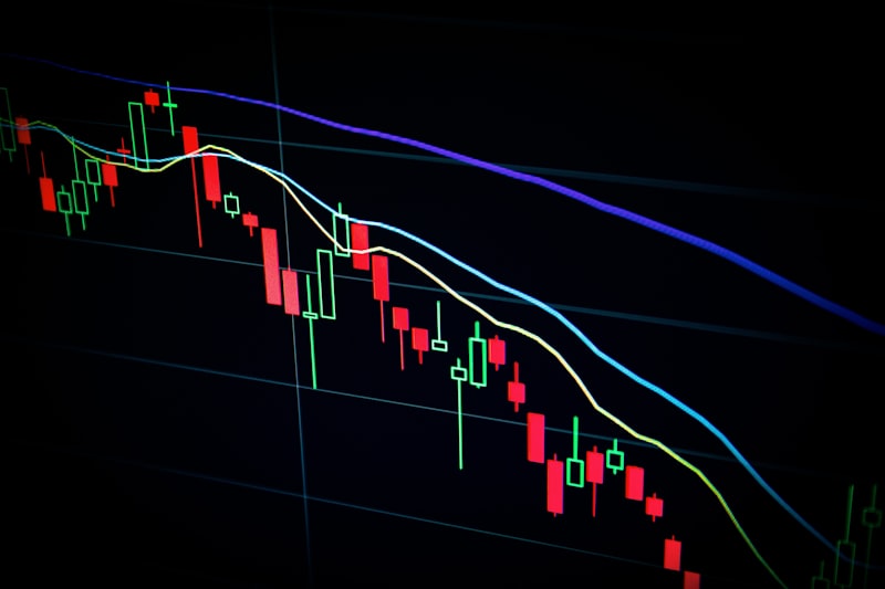 科技股集体爆发 半导体板块大涨超5%